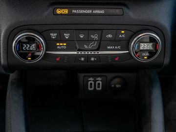 Ford Kuga 2.5 Plug-In Hybrid Titanium Parkautomatik