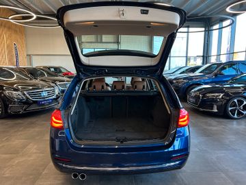 BMW 330 d Touring Luxury Line *1. Hand*Vollleder*LED