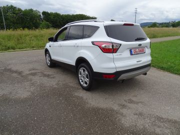 Ford Kuga - 10