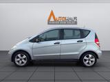 Mercedes-Benz A 150 A - Mercedes-Benz A 150 mit Benzin-Antrieb