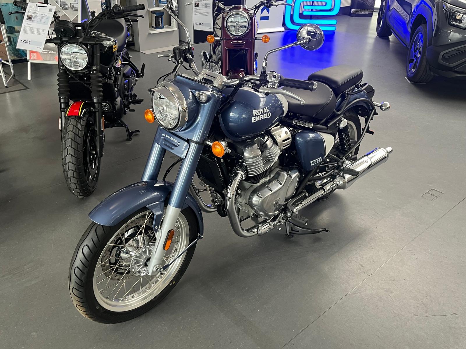 Royal Enfield CLASSIC 650 Bruntingthorpe Blue