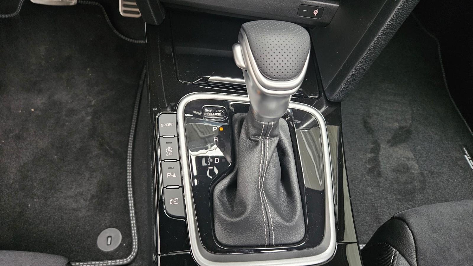 Kia CEED SW GT Line DCT Navi Pano Kamera Technologie