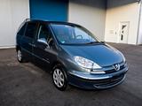 Peugeot 807 Premium HDi 135//6 SSitze//TÜV 08.27//NR: - graue Peugeot 807