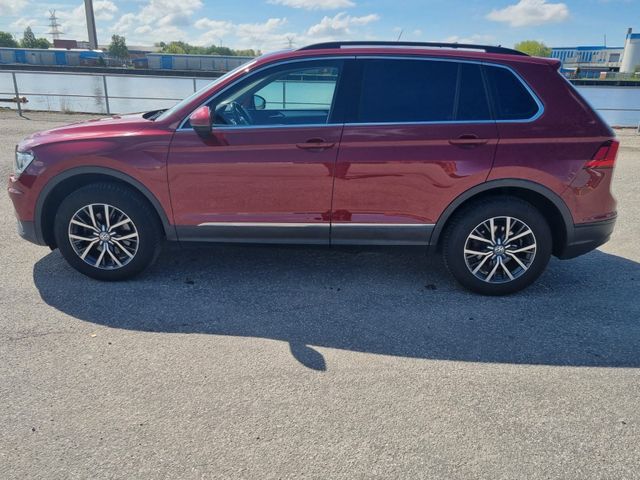 VW Volkswagen Tiguan Comfortline BMT/Start- S...