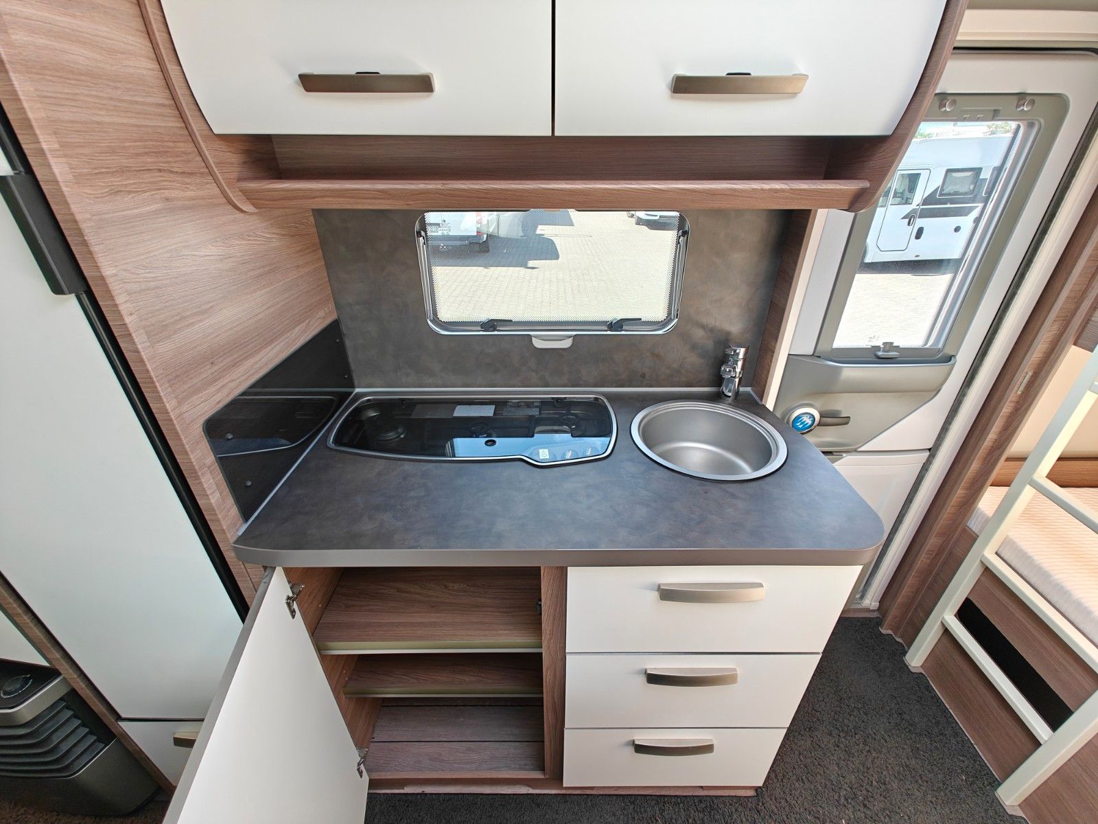 Fahrzeugabbildung Knaus Sport 540 FDK Silver Selection - Mover teilautom