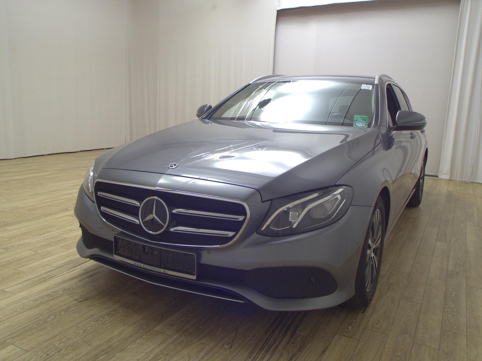 Mercedes-Benz E 200 T d Avantgarde Navi LED Widescreen Distr.+