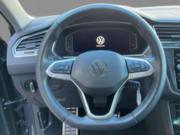 Volkswagen Tiguan - 11