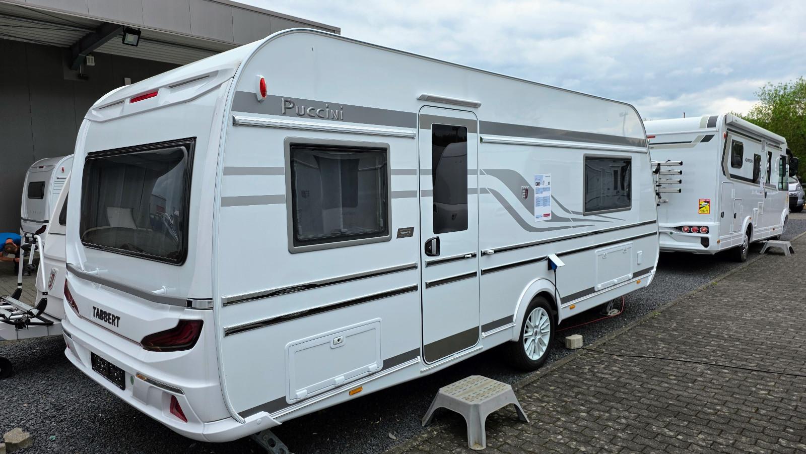 Tabbert Puccini 550 E (2,3), 3 Pakete, 32" TV, 2 x Servi