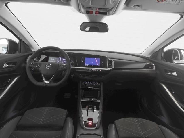Grandland ULTIMATE AT+NAVI+360 GRAD KAMERA+SITZ-