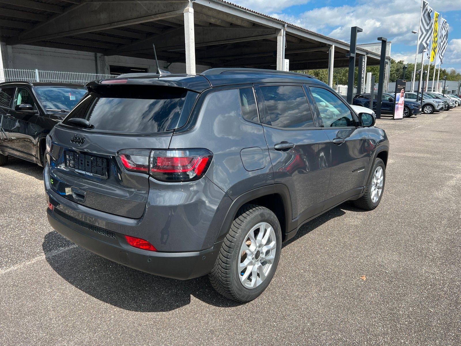 Jeep Compass e-Hybrid MY22 Upland *Prem./Tech.* imagem 2