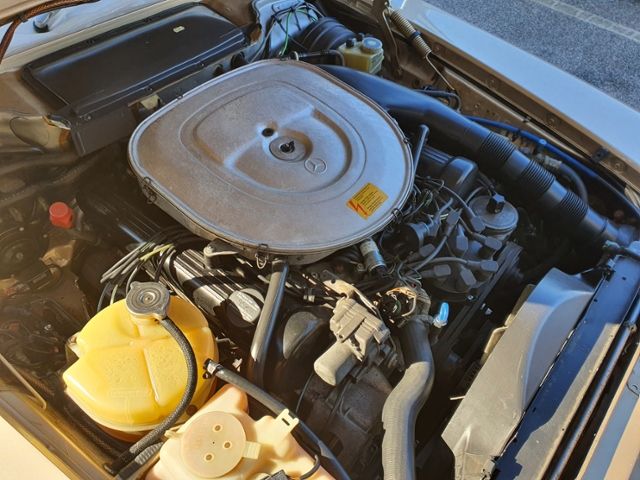 Fahrzeugabbildung Mercedes-Benz SL 560 R107 Wertgutachten Vollabnahme