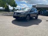 Nissan Qashqai Navi / 360° Kamera / Panoramadach - Nissan Qashqai: Panoramadach