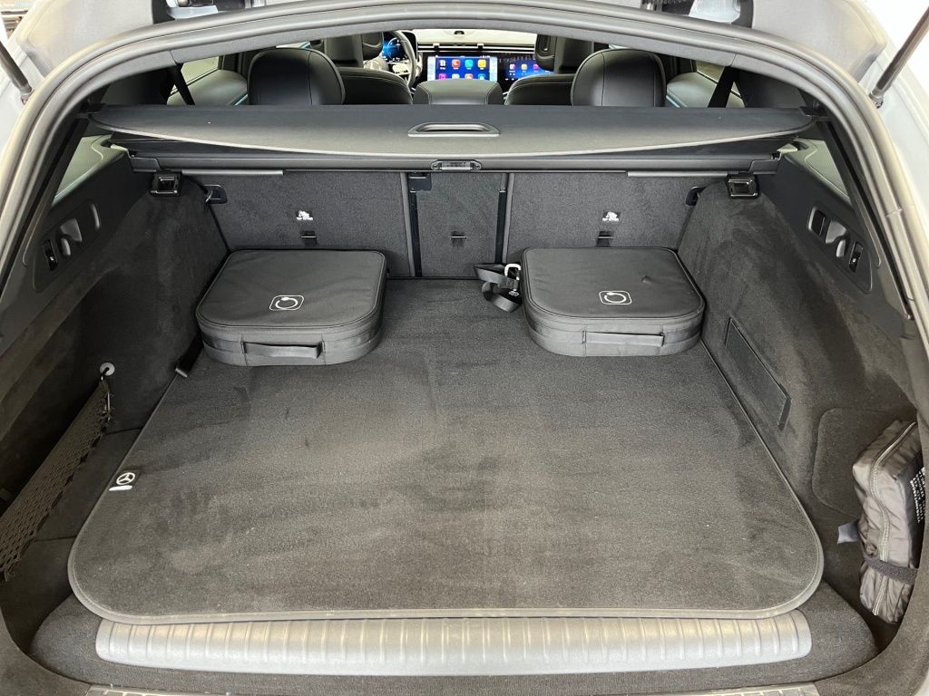 Fahrzeugabbildung Mercedes-Benz E 300 de 4M T All-Terrain Superscreen Burm4D