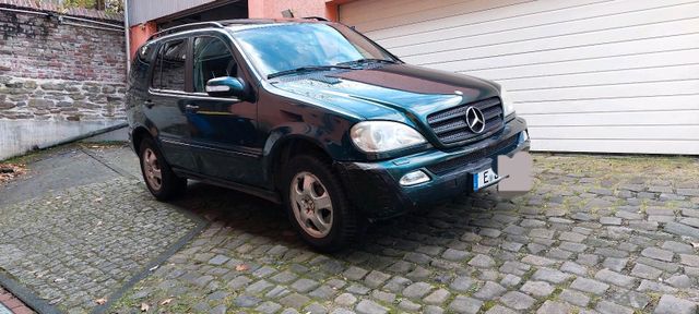 Mercedes-Benz Mercedes ML 270 CDI Lederausstattung