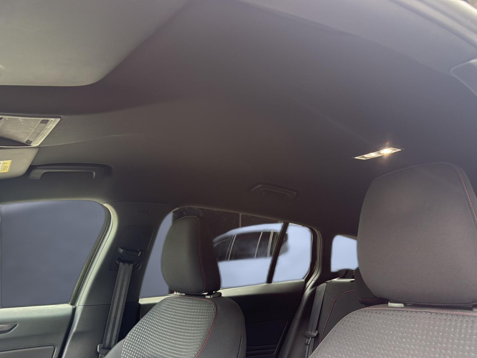 Fahrzeugabbildung Ford Focus Turnier ST-Line/