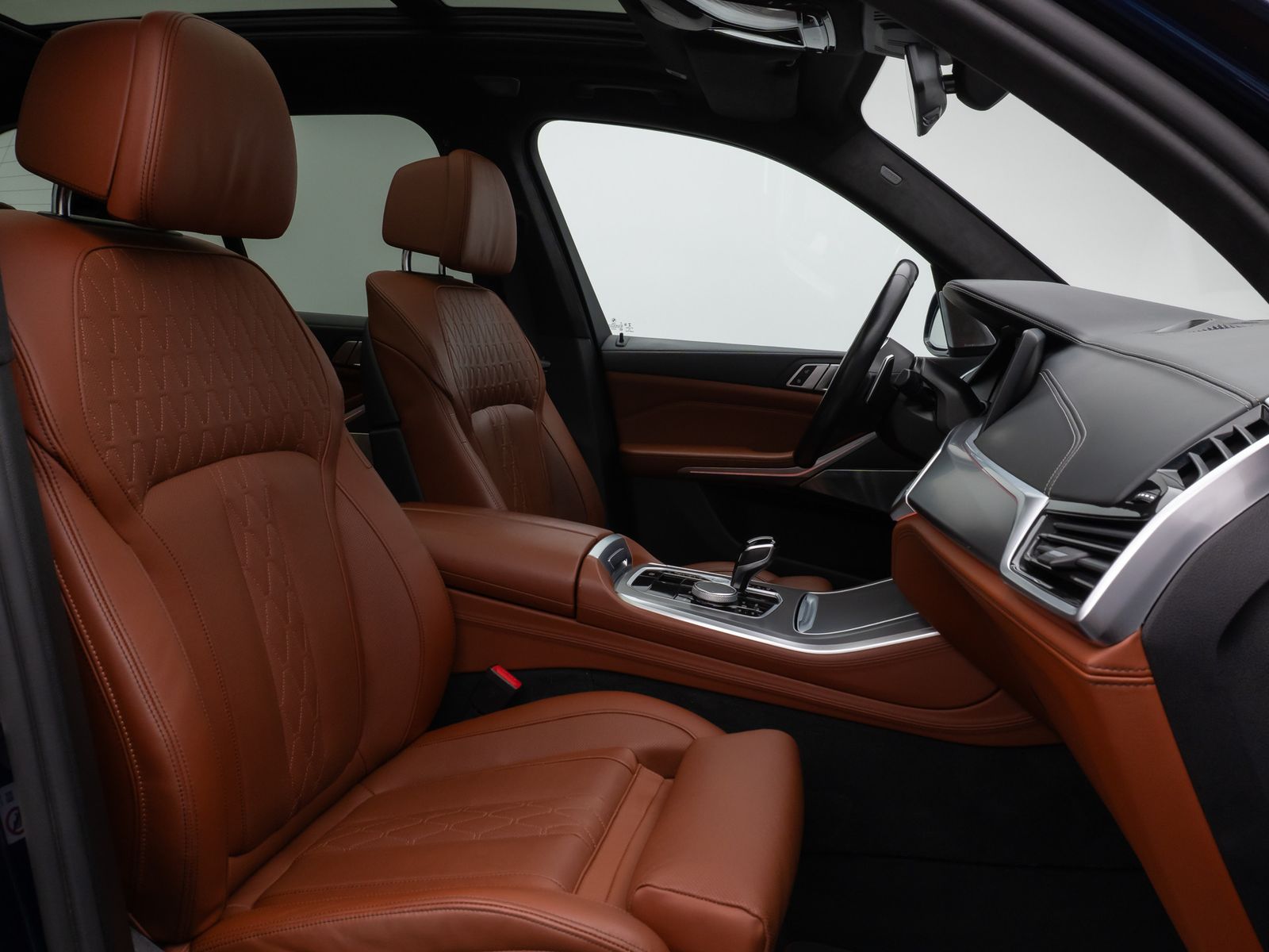 Fahrzeugabbildung BMW X5 xD40d M Sport Panorama Laser 360°B&W HUD 22"