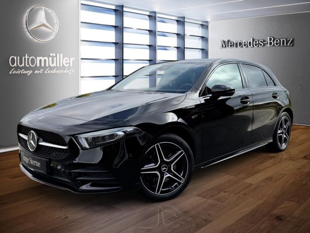 Mercedes-Benz A 250 e Kompaktlimousine AMG+NIGHT+KAM+MULTIBEA+