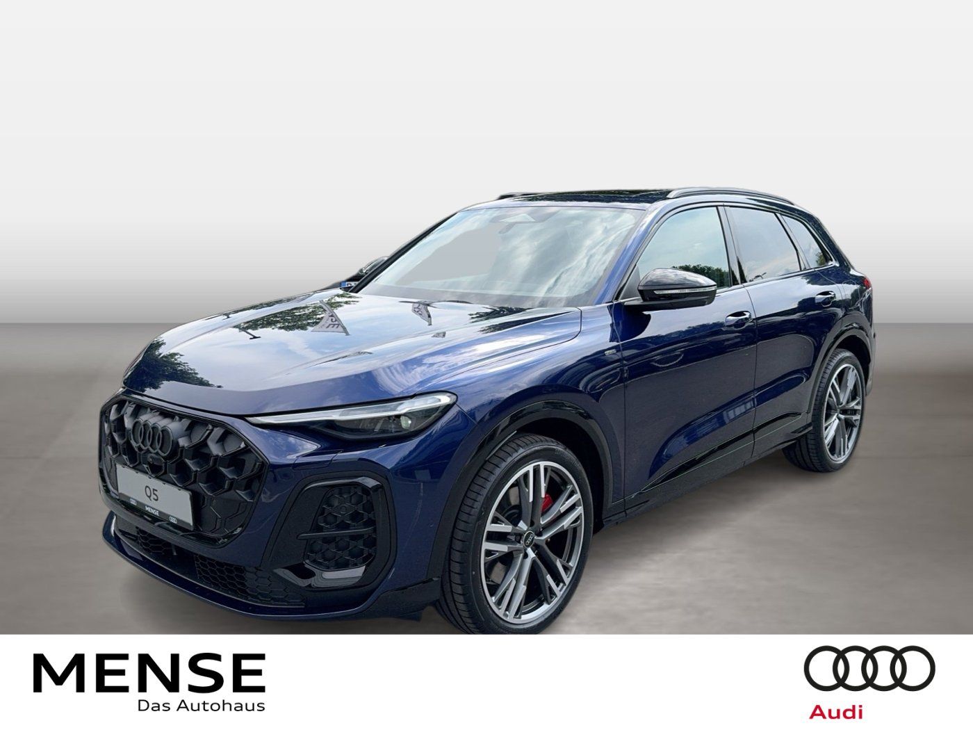 Audi Q5 SUV edition one mit Akzenten mythosschwarz e-
