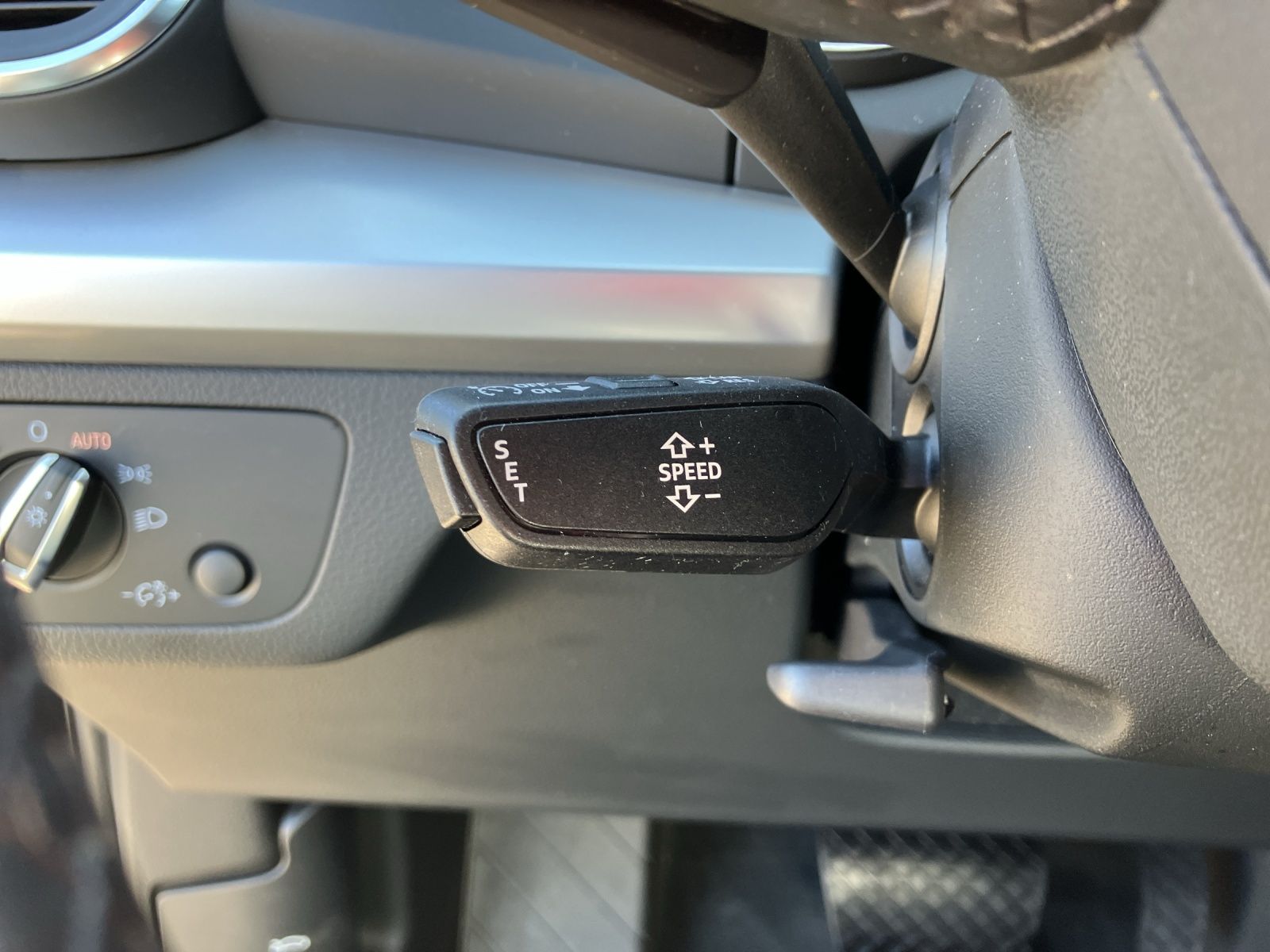 Fahrzeugabbildung Audi Q5 50 TDI quattro S-tronic AHK LED RFK