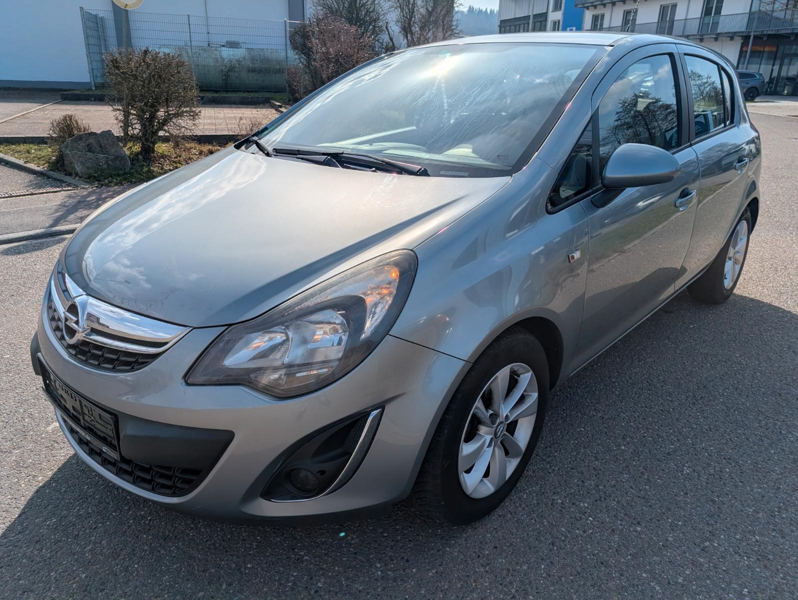 Opel Corsa D 1,2 16V Energy