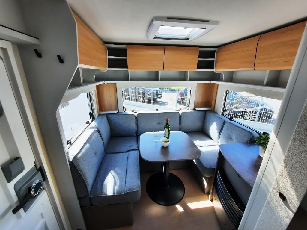 Fahrzeug Übersicht 8 Fahrzeugabbildung Bürstner B66 485 TS Verfüg./Sparen Sie 3.740,- €