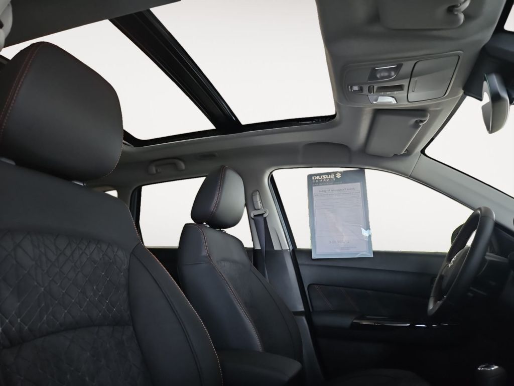 Fahrzeugabbildung Suzuki Vitara 1.4 Mild-Hybrid Allrad Comfort+ X-ITE