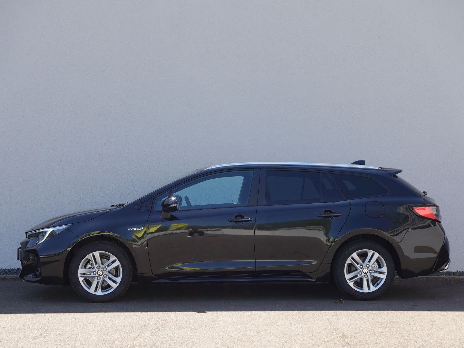 Fahrzeugabbildung Suzuki Swace  1.8 HYBRID CVT Comfort+,Navi,RFK