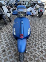 Vespa Sprint 50 TOPCASE gelegenheit mit Beule - VESPA TOPCASE