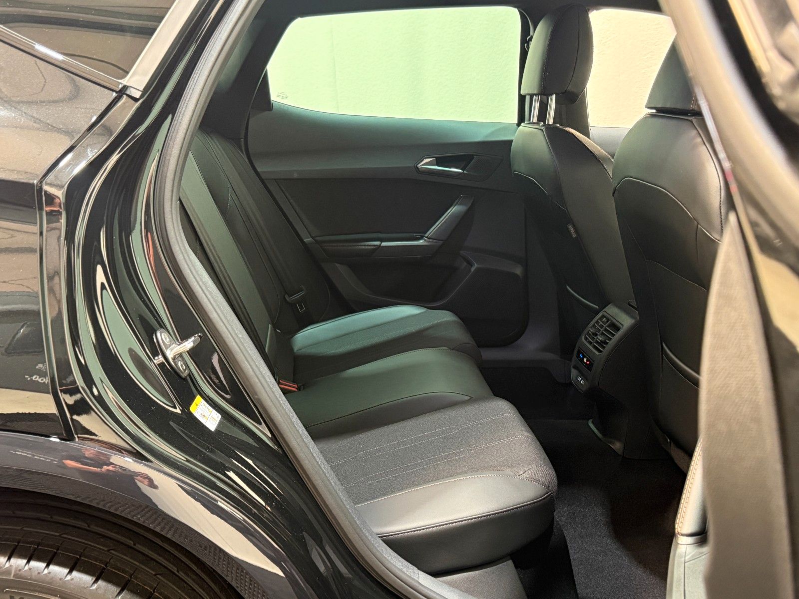 Fahrzeugabbildung CUPRA Formentor 2.0 4Drive, AHK