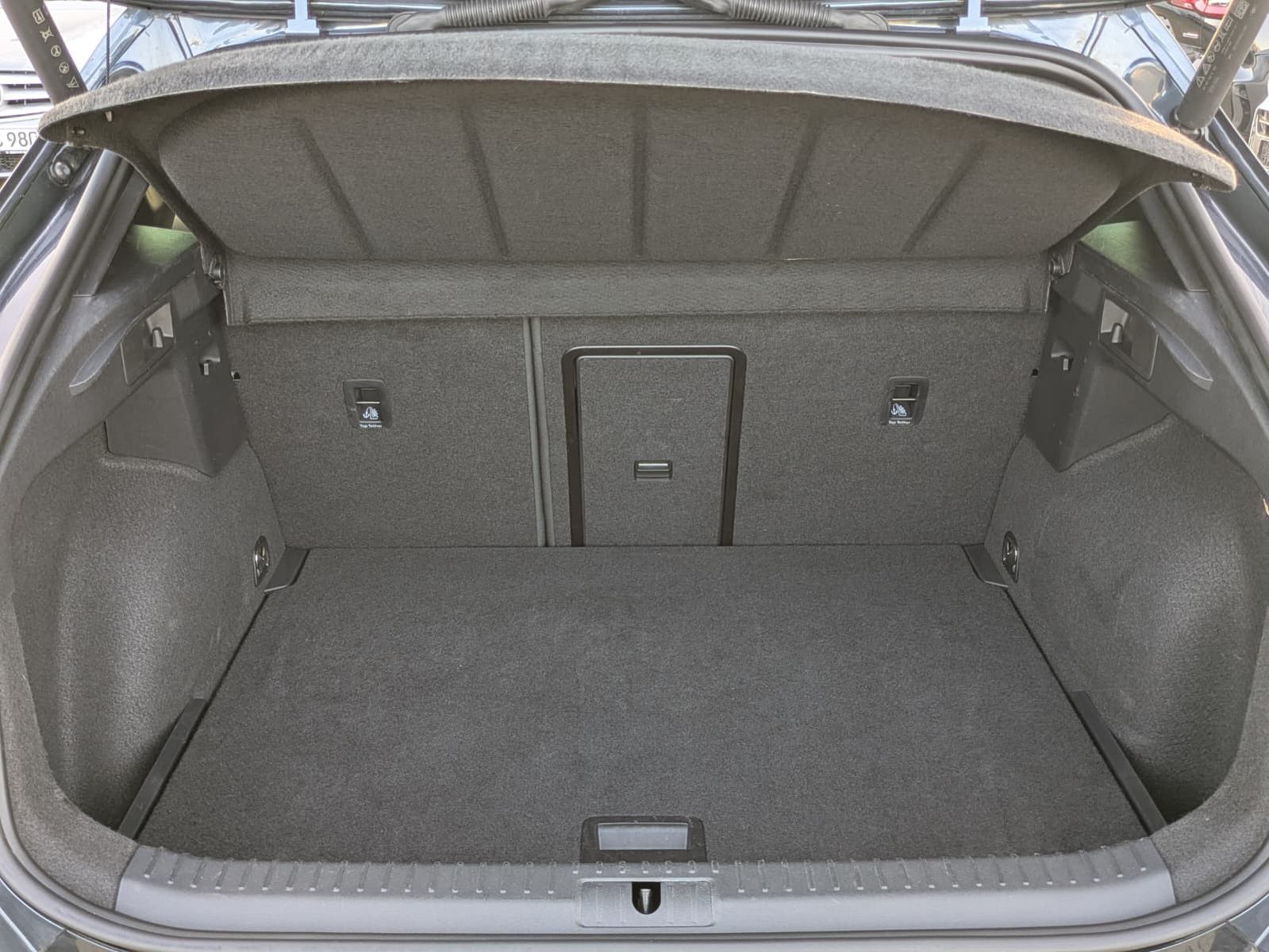 Fahrzeugabbildung CUPRA Formentor 1.5 eTSI LEDER*MATRIX*SENNH*Int.Dr.-XL