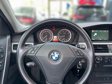 BMW 520 - 9