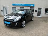 Hyundai i20 Style*Teilleder*Klima*Shz* - gebrauchte Hyundai i20 aus dem Jahr 2009