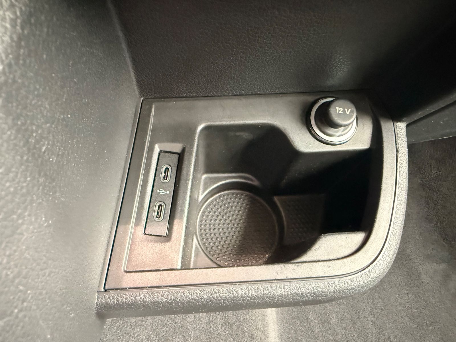 Volkswagen T6.1 Multivan 2,0 TDI FWD Family SZH Kamera AHK foto 21