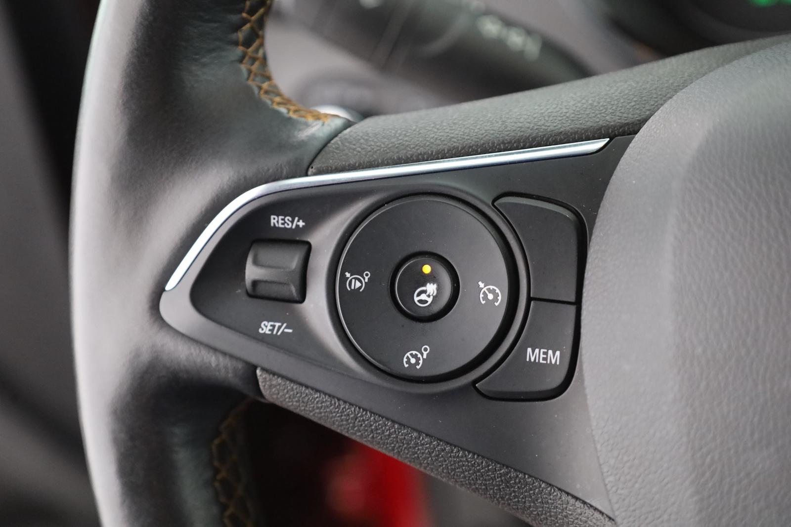 Opel Crossland X 1.2 Turbo Innovation LED Navi Kamera, миниатюра 16