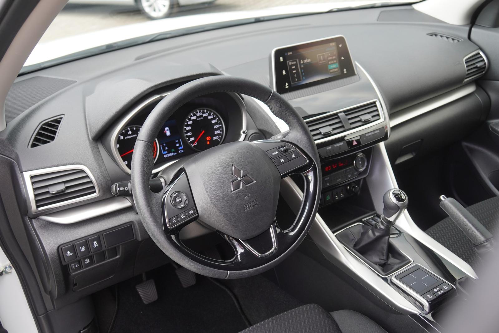 Mitsubishi Eclipse Cross 1.5 Diamant Edition AHK Kamera PDC