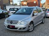 Mercedes-Benz B 160 BlueEffici. | Navi | AHK | SHZ | TÜV-02-27 - silberne Mercedes-Benz B 160
