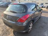 Peugeot 308 SW Premium 120 VTi - Peugeot 308 aus 2010: SW