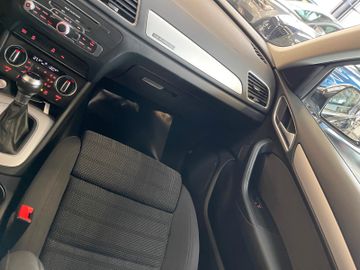 Audi Q3 sport quattro *2. Hand*Klima*Navi*LED*AHK*SHZ