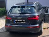Audi Q5 35 TDI quatro S tronic Still trifft Technik - gebrauchte Audi Q5 aus dem Jahr 2019