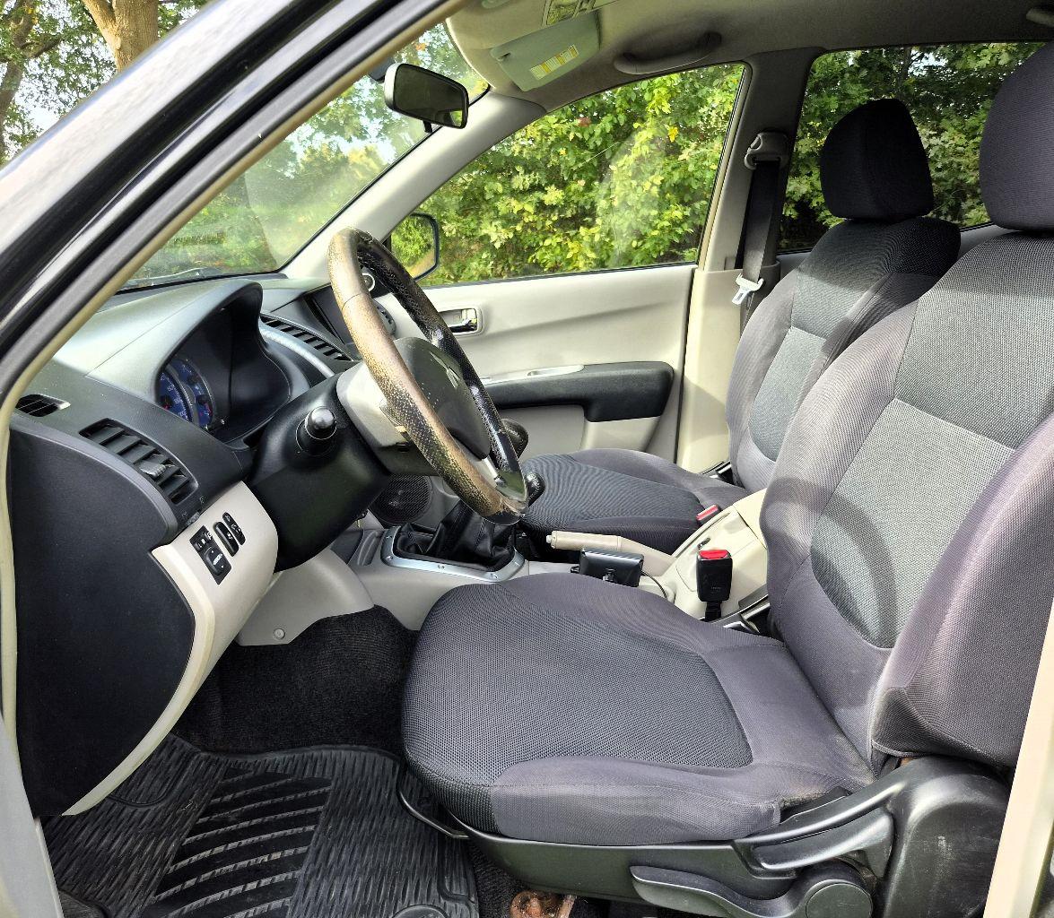 MITSUBISHI L200 2.5 DI-4WD CLIM ATTELAGE | 136 ch | 4X4 | BVM | VOLANT EN CUIR