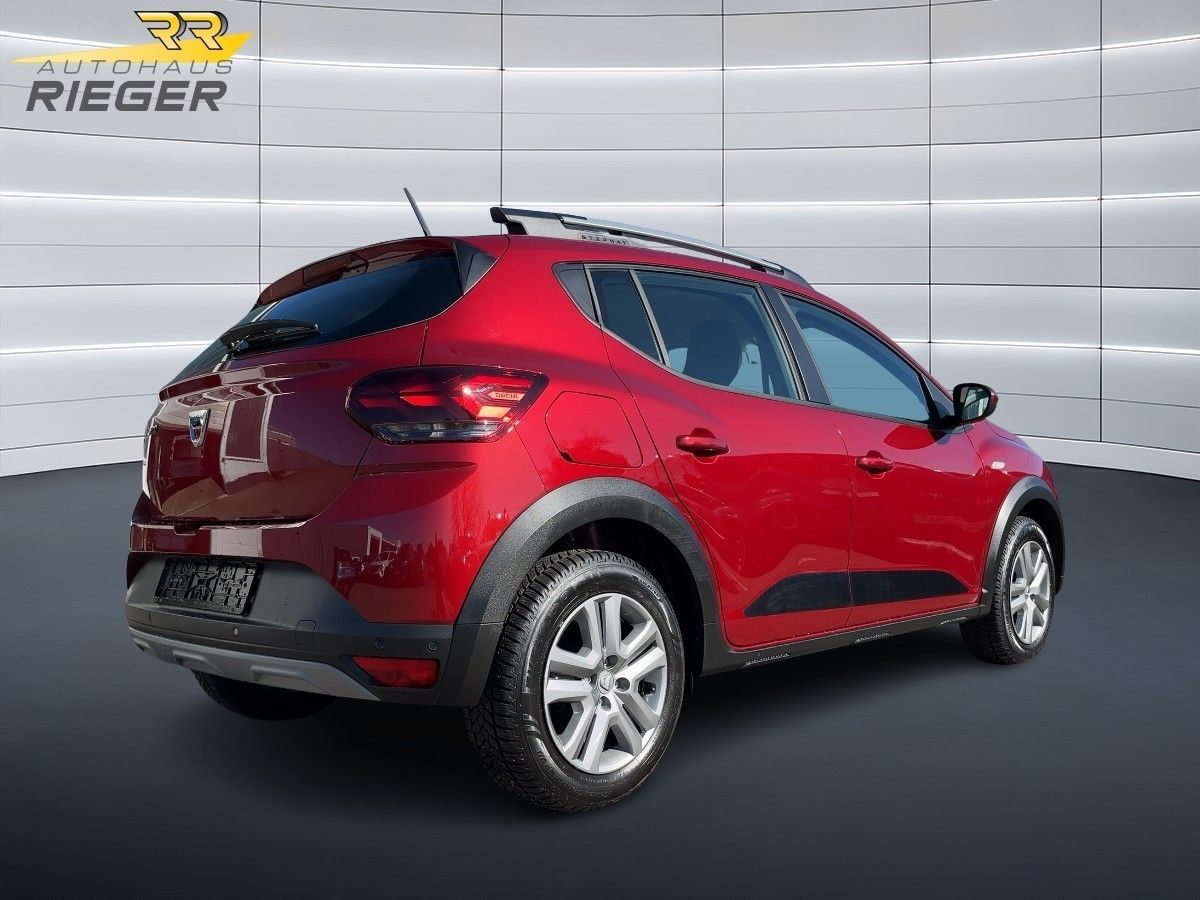 Fahrzeugabbildung Dacia Sandero Stepway Comfort TCe 90 Automatik