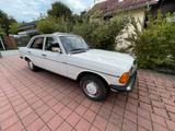Mercedes-Benz W123  200D Oldtimer/H Kenzeichen - Mercedes-Benz 200: W123