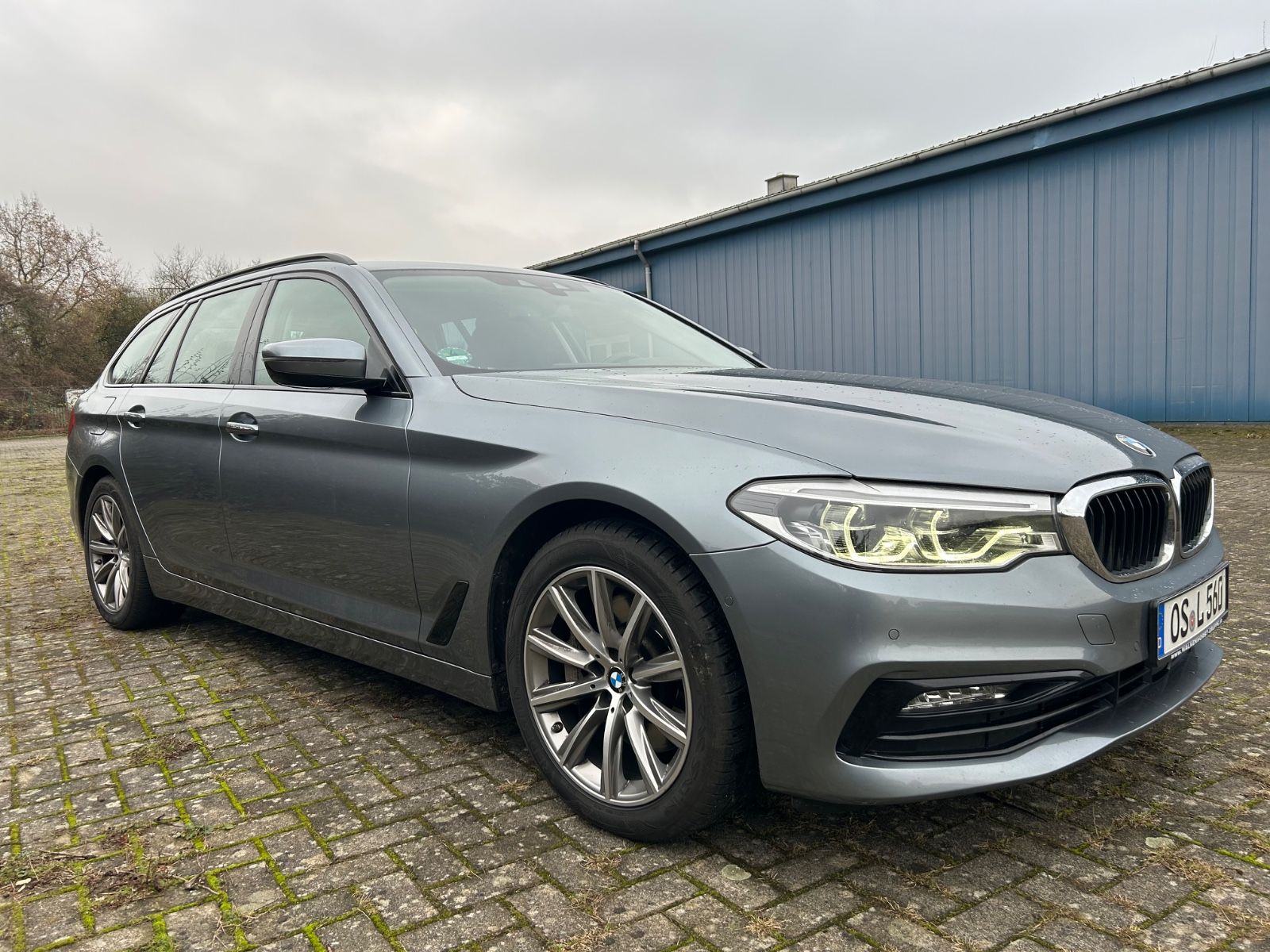 BMW 530d xDrive Touring A -