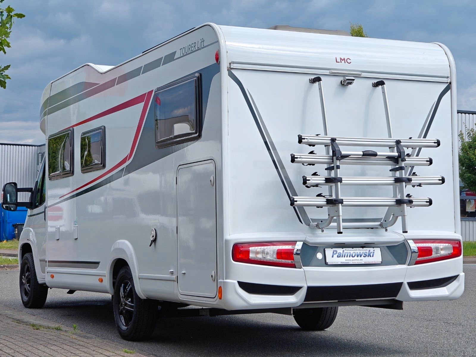 Fahrzeugabbildung LMC Tourer Lift H 730 G - Luftfeder, Winterpaket -