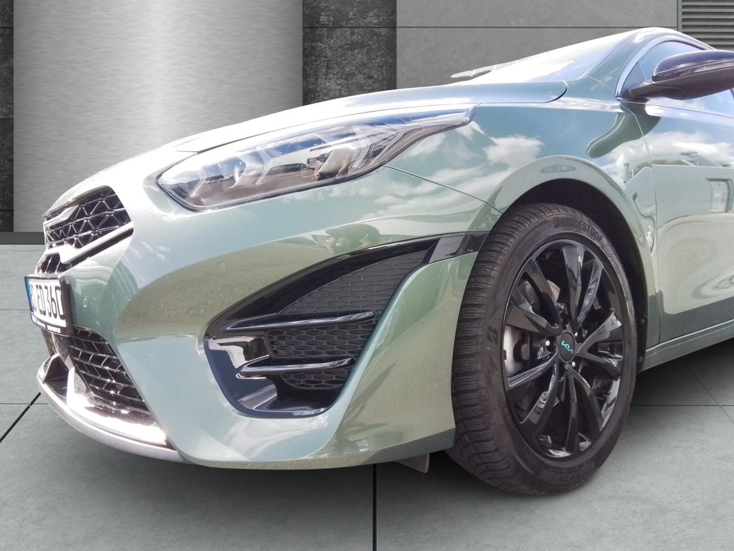 Kia Ceed_sw Sportswagon GT Line 1.5T AT Navi-ACC Dig