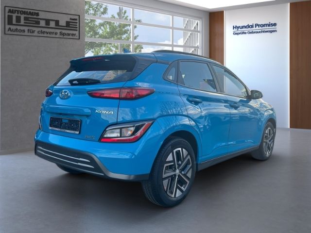 Fahrzeugabbildung Hyundai KONA Select Elektro 11KW OBC ACC Apple CarPlay A
