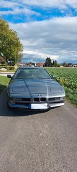BMW 850i Schaltgertribe - silberne BMW 850