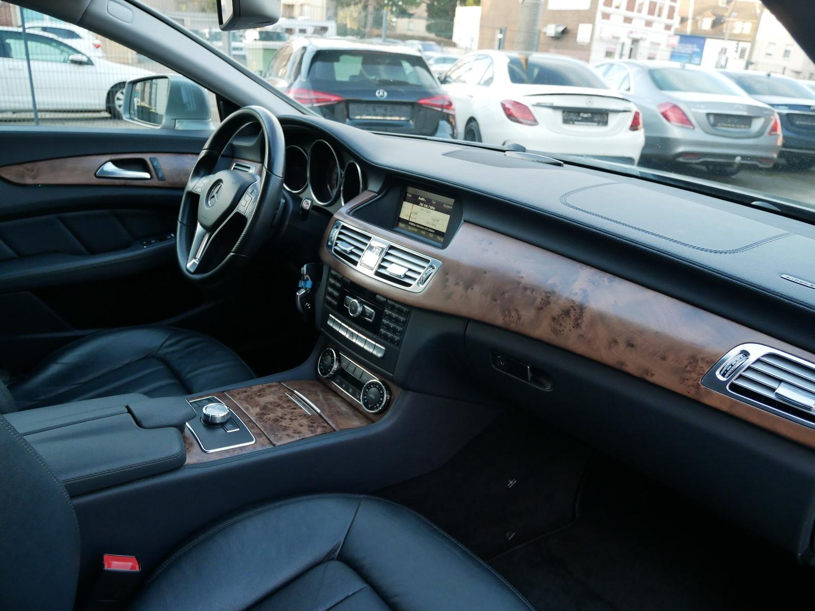 Mercedes-Benz CLS 250 CDI BE Bi-Xenon SpurPaket Leder Navi PDC