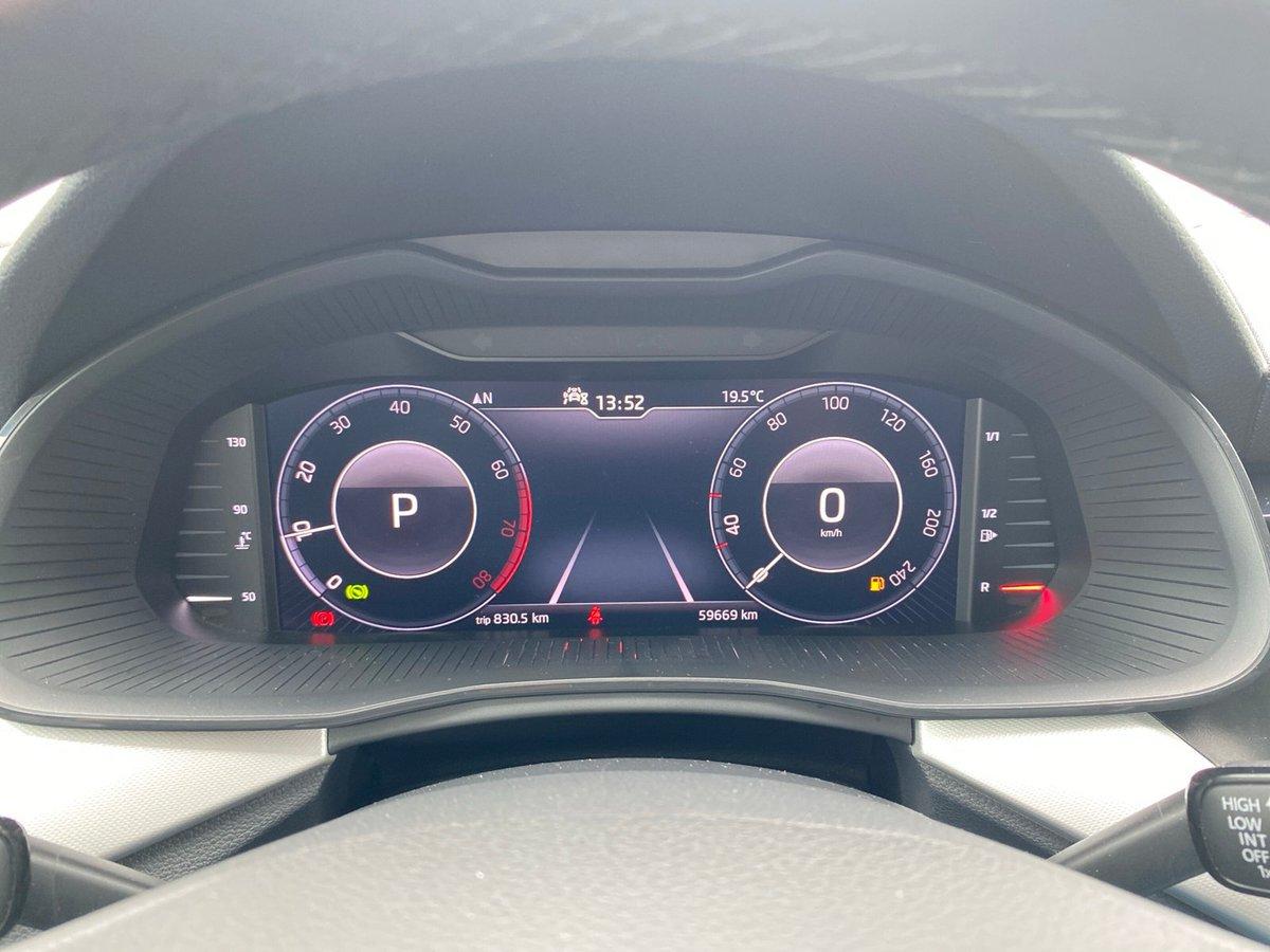 Skoda Kamiq AMBITION 1.0 TSI DSG AHK+LED+NAVI+KAMERA