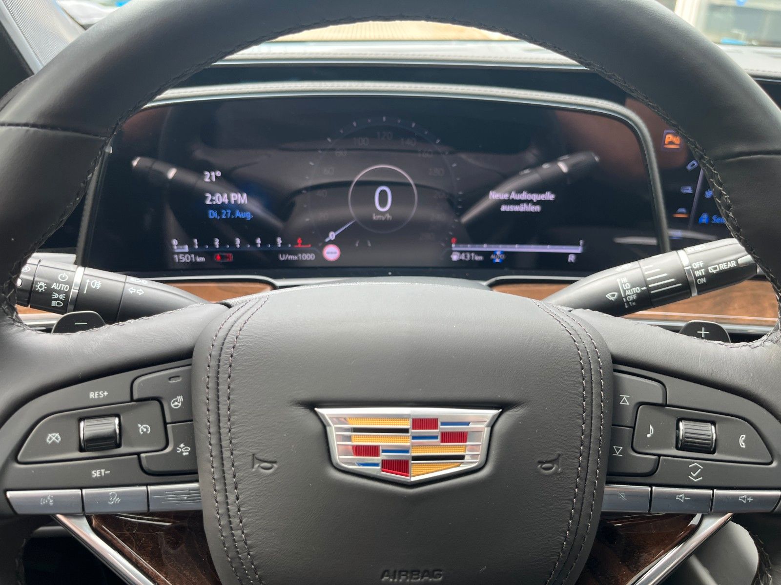 Fahrzeugabbildung Cadillac Escalade Sport Platinum 6.2 V8  4x4